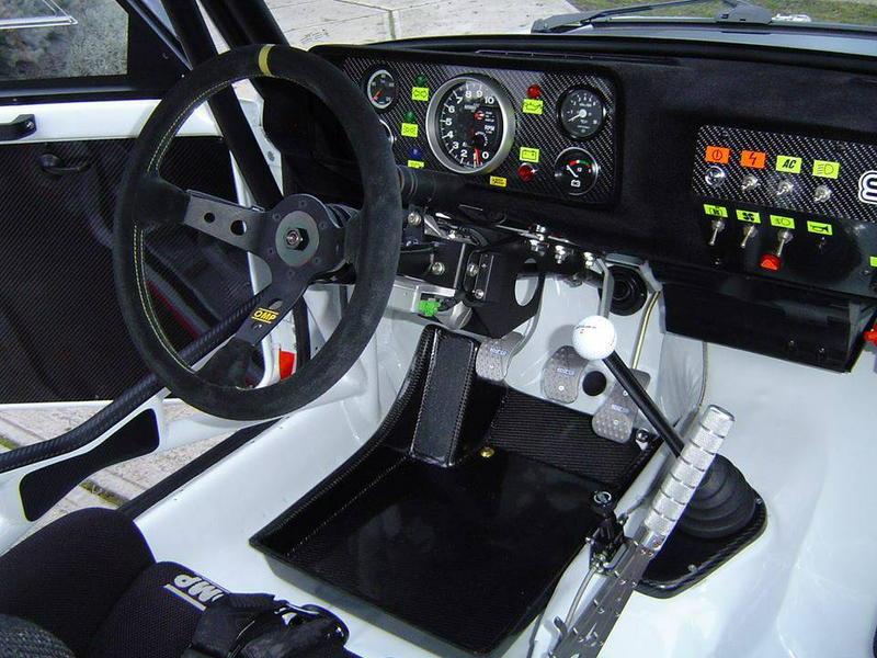 Illustration for article titled For $40,000, Could This 1987 Lada VFTS Rally The Troops?